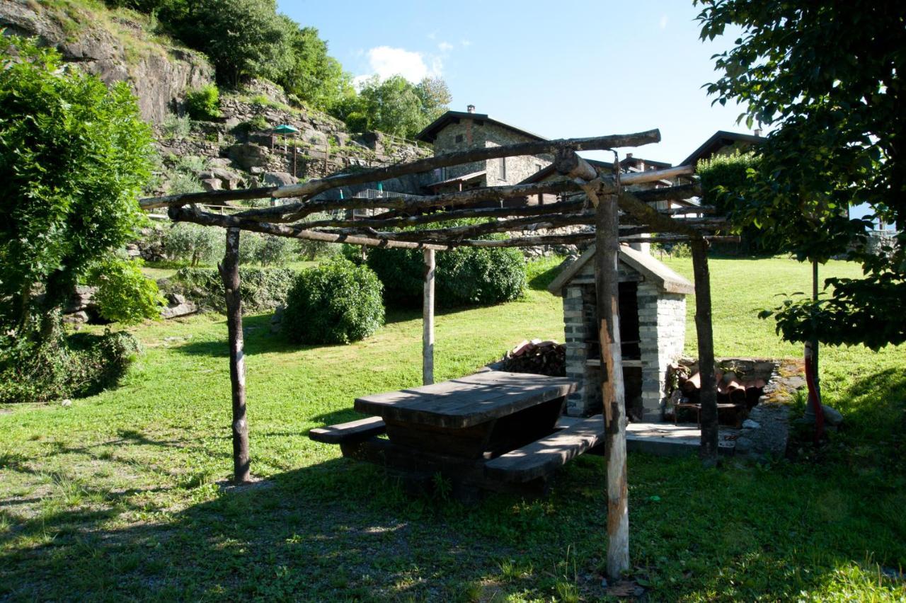 Borgo Erbiola Colico Exterior foto