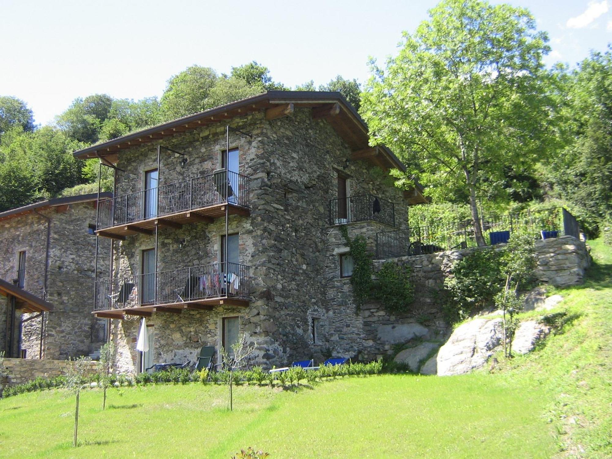 Borgo Erbiola Colico Exterior foto