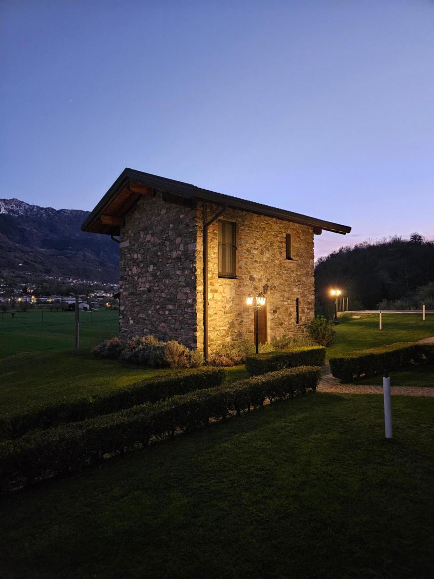 Borgo Erbiola Colico Exterior foto