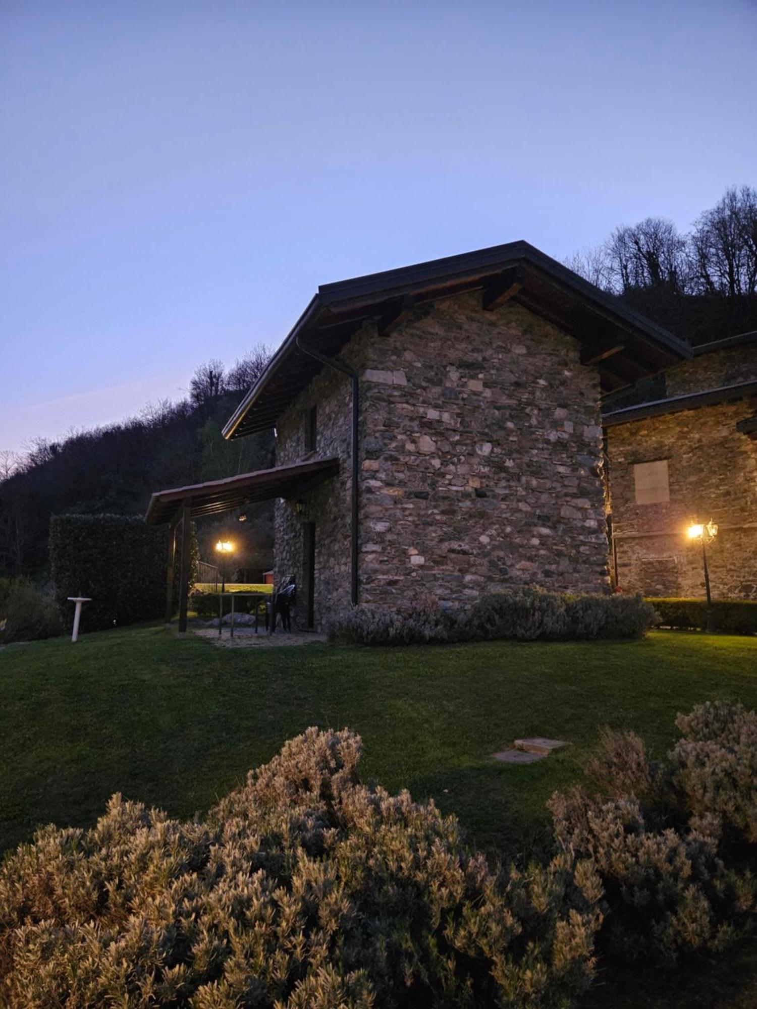 Borgo Erbiola Colico Exterior foto