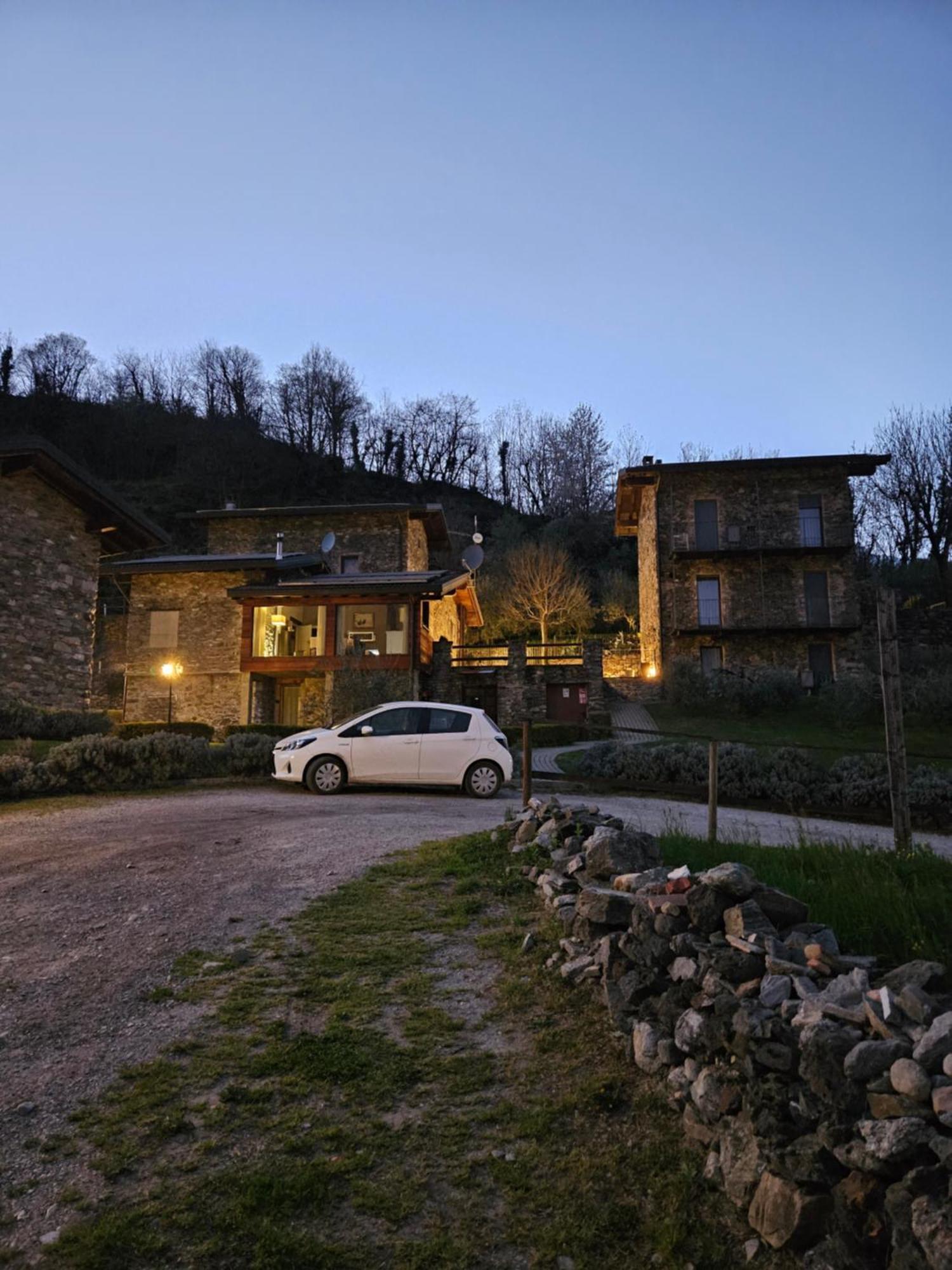 Borgo Erbiola Colico Exterior foto